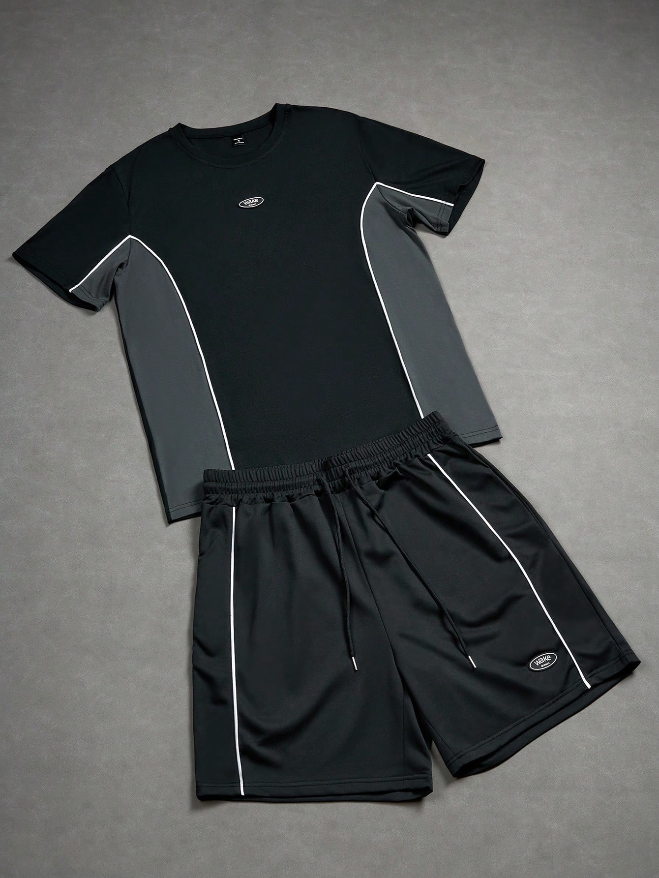 ชุดเซ็ตเสื้อยืดแขนสั้นและกางเก - Men'S Fashion For Summer 2026 บทวิจารณ์และราคา